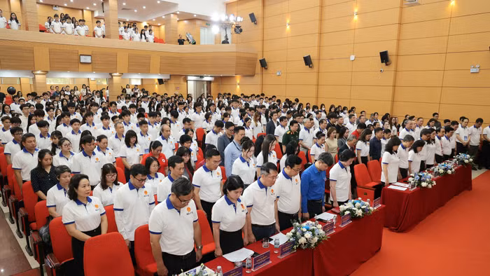 Toàn cảnh sự kiện.