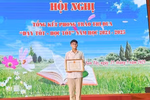 Nam sinh mê công nghệ chạm tới ước mơ chuyên Tin Trường THPT chuyên Sơn Tây