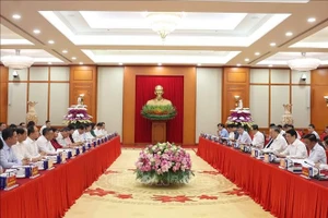 Tổng Bí thư chủ trì cuộc làm việc của Bộ Chính trị với Ban Thường vụ Thành uỷ HN