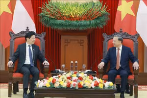 Tổng Bí thư Tô Lâm tiếp Thủ tướng Singapore