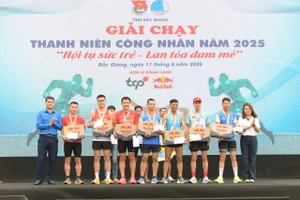 Sôi động Ngày hội Thanh niên công nhân tại Bắc Giang