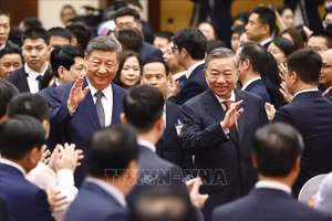 Lãnh đạo Đảng, Nhà nước Việt Nam - Trung Quốc dự Liên hoan giao lưu hữu nghị nhân dân hai nước