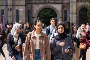 Gen Z hiện nay thiếu đi một số kỹ năng cần thiết trong cuộc sống. Ảnh: Internet.