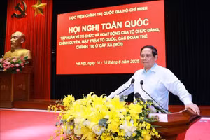 Thủ tướng: Đến 30/6, hệ thống chính trị cấp xã toàn quốc hoạt động đồng bộ