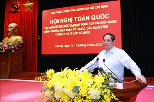Thủ tướng: Đến 30/6, hệ thống chính trị cấp xã toàn quốc hoạt động đồng bộ