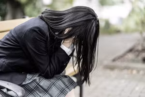 Thanh thiếu niên Nhật Bản cho rằng trẻ em tự tử là vấn đề xã hội nghiêm trọng