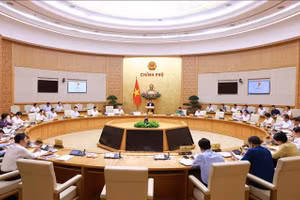 Thủ tướng Phạm Minh Chính: Khẩn trương bố trí kinh phí chi trả cho người xin nghỉ và dôi dư trong quá trình sắp xếp