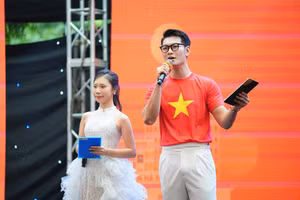 Nữ sinh Liên Đội phó tỏa sáng khát vọng 'Cháu ngoan Bác Hồ'