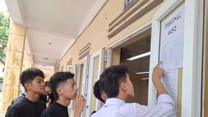 Thí sinh dự thi tốt nghiệp THPT.