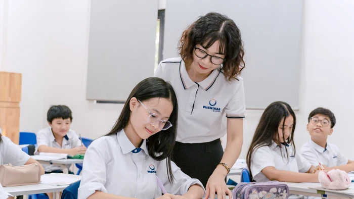 Hỗ trợ chuyên môn giúp giáo viên triển khai hiệu quả bộ SGK thống nhất