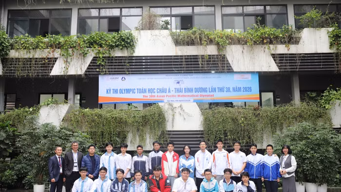 Đội tuyển Việt Nam tham dự Olympic toán Châu Á Thái Bình Dương.