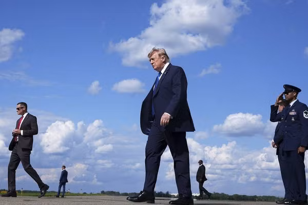 Tổng thống Trump hủy đòn tấn công Iran sau khi nhận tín hiệu bất ngờ
