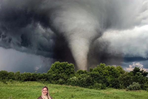 'Nữ hoàng lốc xoáy' bắt trọn những khoảnh khắc tử thần