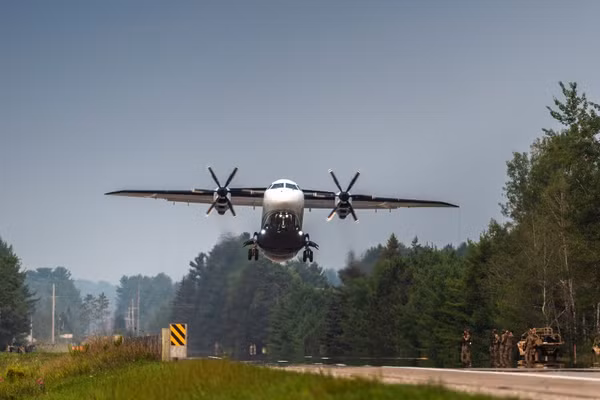 Máy bay C-146A Wolfhound