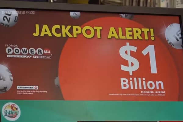 Giải độc đắc Powerball vọt lên 1,1 tỷ USD chờ chủ nhân may mắn