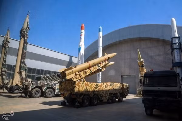 Mưa hỏa lực nhắm vào hệ thống HIMARS, Patriot của Mỹ