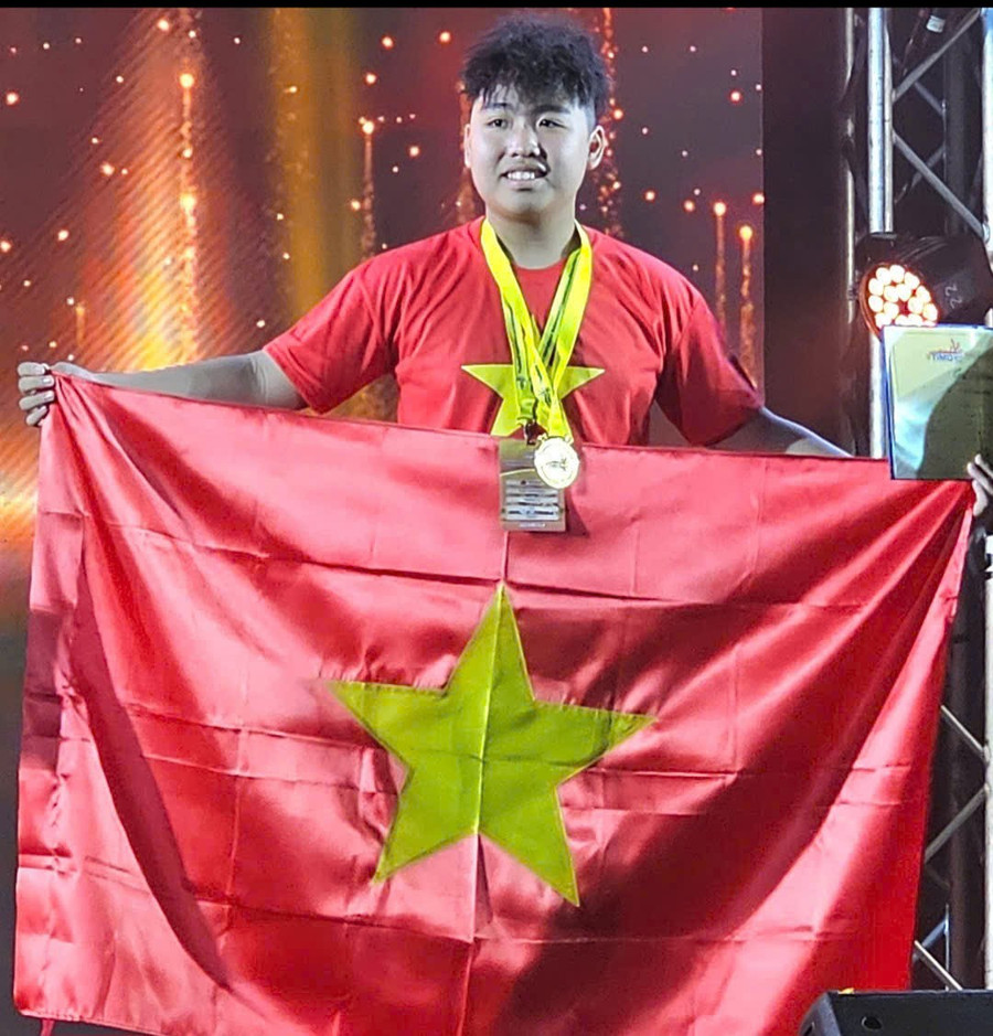 Em Đoàn Tuấn Nghĩa, học sinh lớp 6, Trường THCS Võ Thị Sáu, phường Lê Thanh Nghị (Hải Phòng) liên tiếp giành 2 HCV Olympic Toán học quốc tế trong năm 2025.