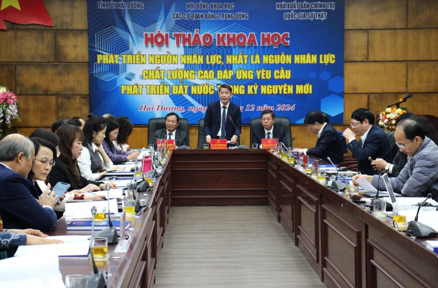 Quang cảnh buổi hội thảo khoa học