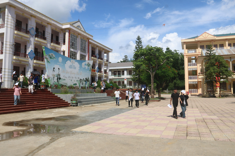 Cơ sở trường học luôn được tỉnh Sơn La đầu tư xây dựng.