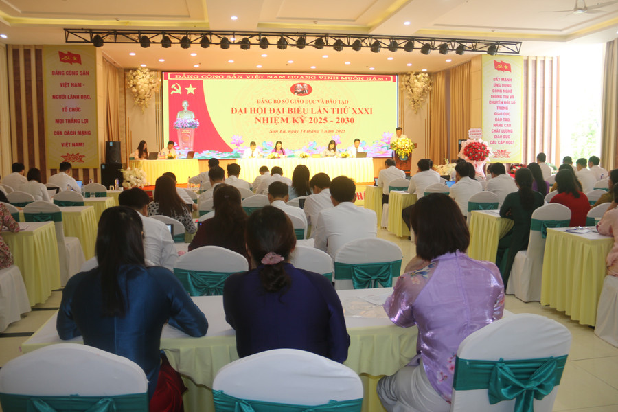 Các đại biểu tham dự Đại hội. img-8253.jpg