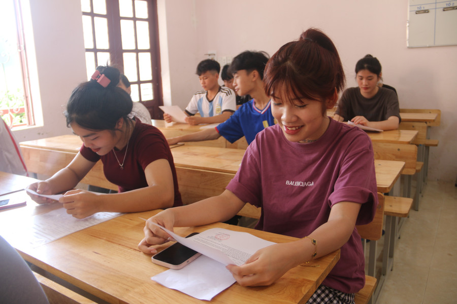 Các thi sinh tự tin được điểm cao môn Toán. img-8067.jpg