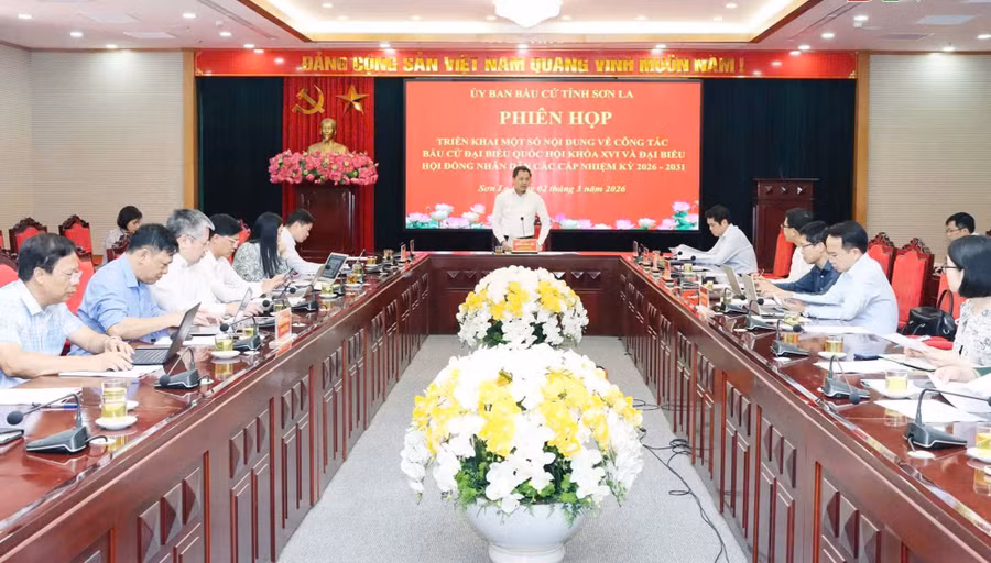 UBND tỉnh Sơn La họp triển khai một số nội dung về công tác bầu cử.