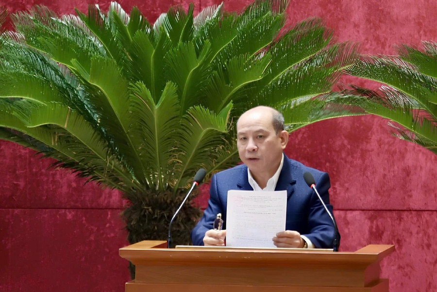 Ông Bùi Đức Hinh được giới thiệu giữ chức Chủ tịch UBND tỉnh Hòa Bình.