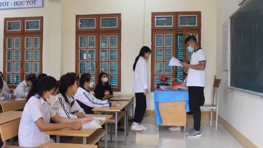 Tỉnh Sơn La đã tổ chức 4 đợt thi thử, trong đó có 2 lần thi theo đề thi Sở GD&ĐT cho học sinh.