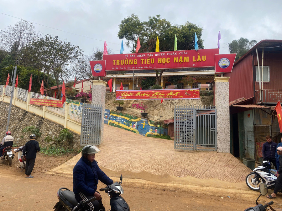 Trường Tiểu học Nậm Lầu.