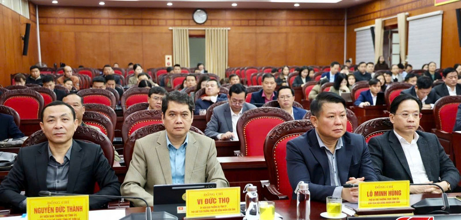 Các đại biểu dự hội nghị hiệp thương lần thứ ba.