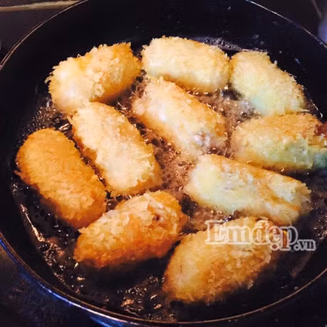 Cuoi tuan lam nem khoai tay ngon hao hang dai khach - Anh 11