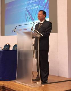 Phó Thủ tướng Vũ Văn Ninh phát biểu khai mạc Diễn đàn Giáo dục Việt-Anh Phó Thủ tướng Vũ Văn Ninh phát biểu khai mạc Diễn đàn Giáo dục Việt-Anh