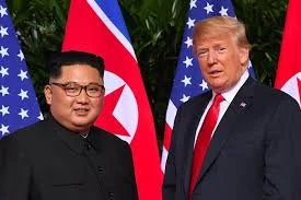 Tổng thống Donald Trump và Lãnh đạo Kim Jong un tại cuộc gặp ở Singapore