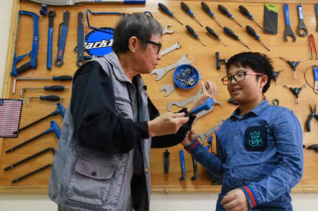 Vi sao Thao Van- Cong Ly dong y cho con trai tham gia game show truyen hinh? - Anh 2