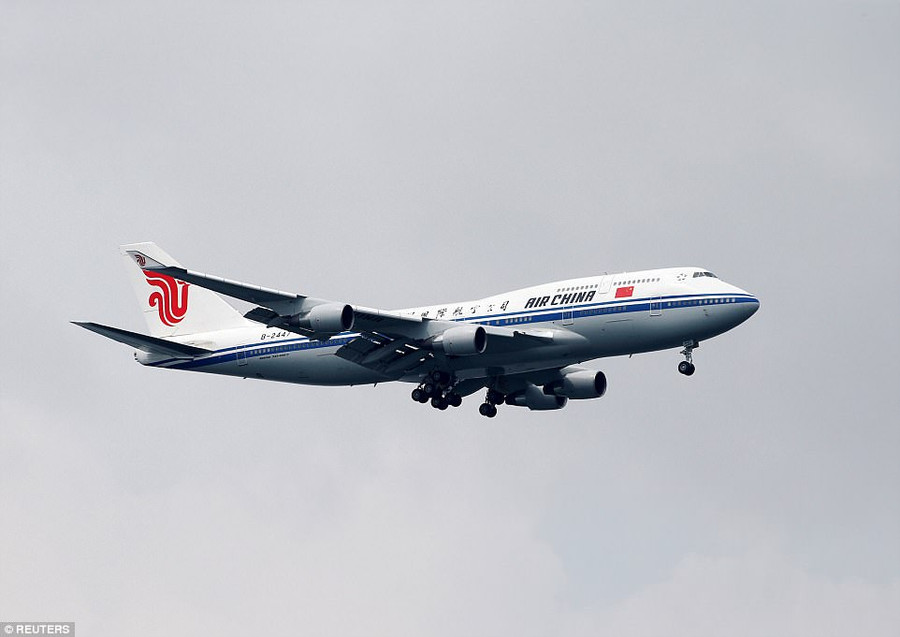 Máy bay của hãng hàng không Air China chở ông Kim tới Singapore