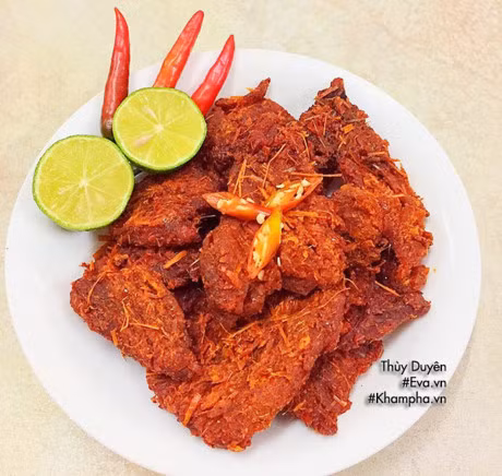 Thu lam thit lon gia bo kho mieng nham nhi ngay mat troi - Anh 9