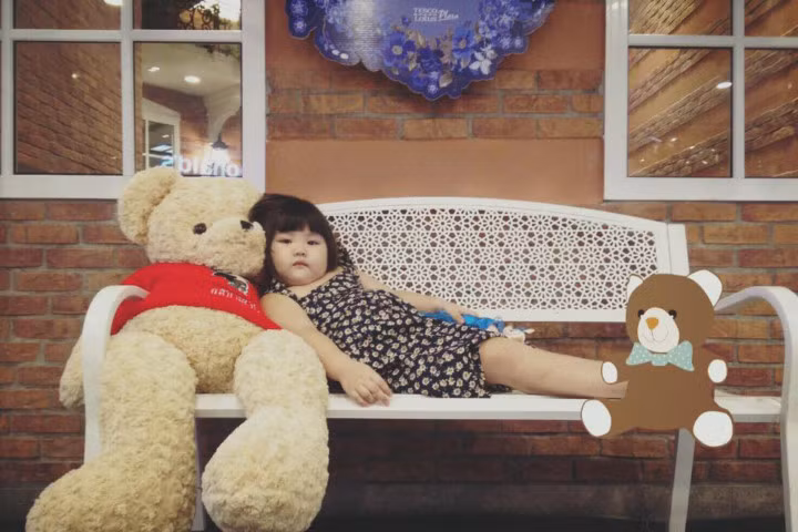 Em bé má bánh bao ngay cả khi khóc cũng khiến người ta cảm thấy "yêu chết đi được"