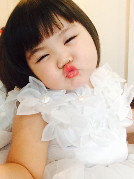 Em bé má bánh bao ngay cả khi khóc cũng khiến người ta cảm thấy Em be ma banh bao ngay ca khi khoc cung khien nguoi ta cam thay