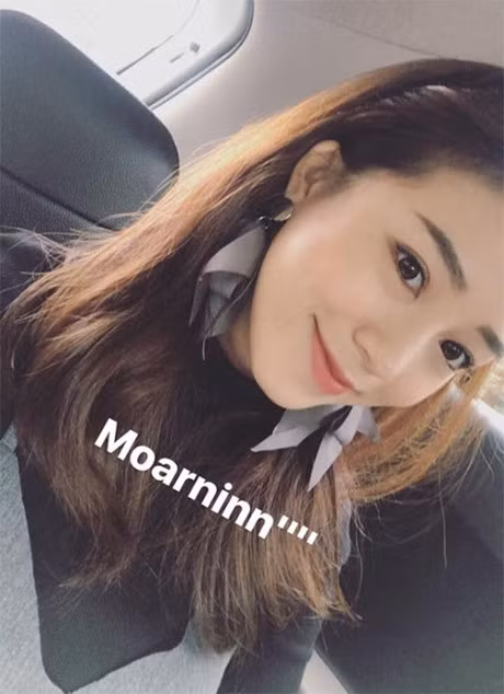 Lat tay bi mat mai toc dep lung linh cua sao Viet - Anh 3