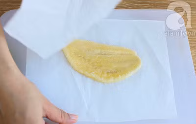 Cach lam chuoi chien phong gion xop, ngon me ly - Anh 2