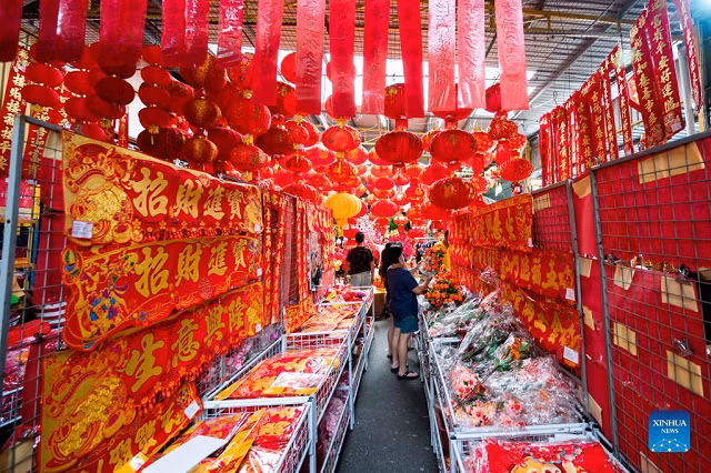 Tất cả đều rực rỡ.