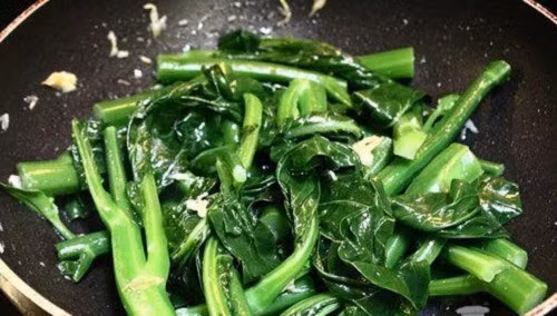 Cải ngồng xào tỏi – món ngon tháng 3 miền Bắc - Ảnh 3 Cải ngồng xào tỏi – món ngon tháng 3 miền Bắc - Ảnh 3