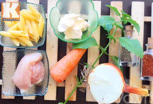 Mỳ nui sốt gà bơ và rau củ siêu hấp dẫn ảnh 1 my nui sot ga bo va rau cu sieu hap dan - 1