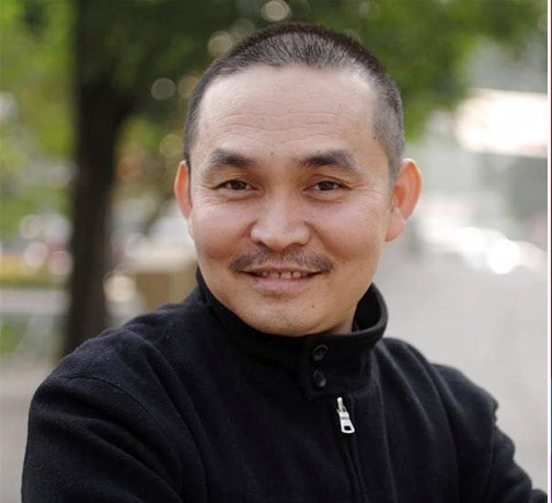 Danh hài Hoài Linh và Xuân Hinh: Ai giàu hơn? - Ảnh 1