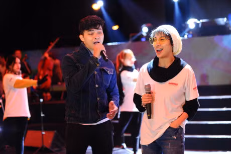 Dan sao Viet do bo len Da Lat tham gia dem nhac Trinh lon nhat tu truoc den nay - Anh 23