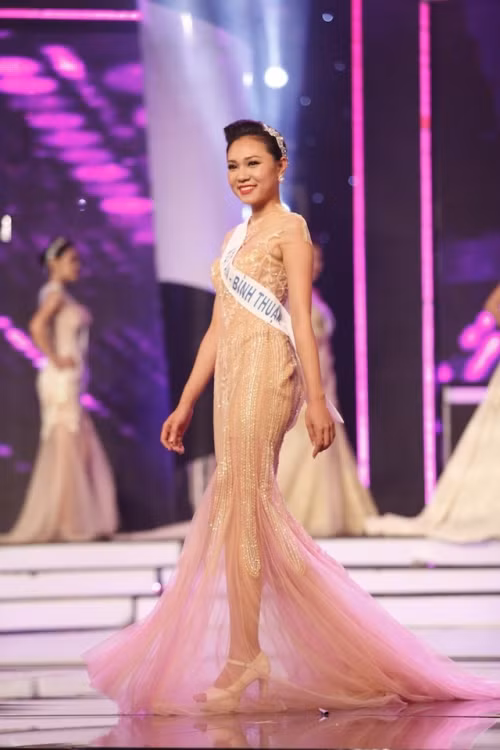 Hoa Khôi Áo Dài 2016: Loạt người quen xuất hiện trong top 18 - Ảnh 4