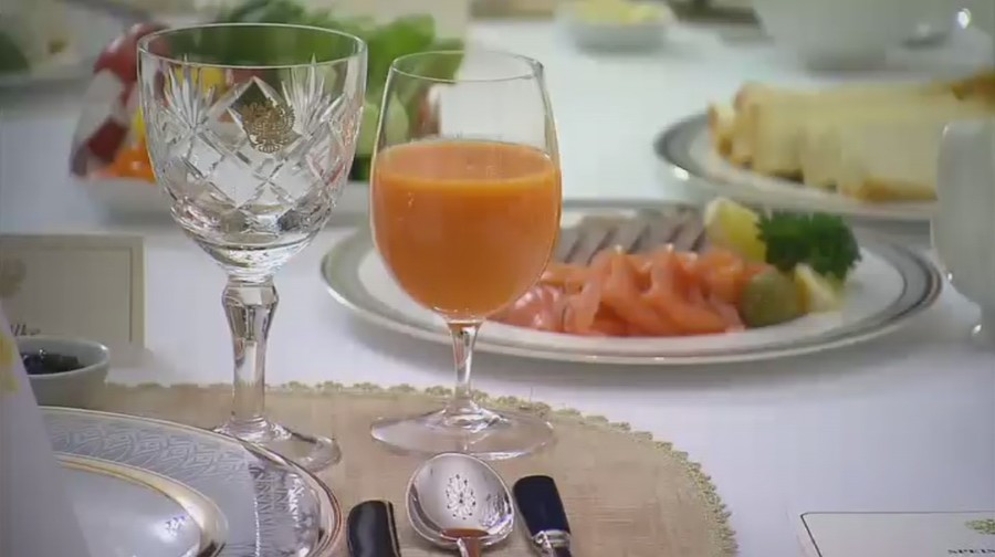 Hai nhà lãnh đạo Nga - Đức đã bàn về công việc trong bữa ăn thịnh soạn này Hai nhà lãnh đạo Nga - Đức đã bàn về công việc trong bữa ăn thịnh soạn này
