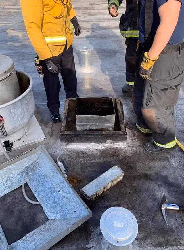 Đó quả là một cuộc giải cứu khó khăn với những lính cứu hỏa ở San Lorenzo.