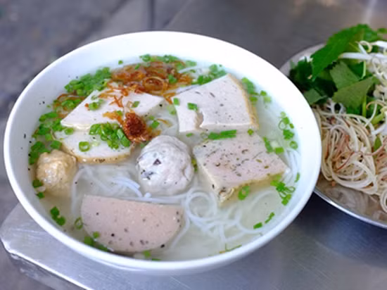 Cách nấu bún mọc miền nam ngon và đơn giản tại nhà