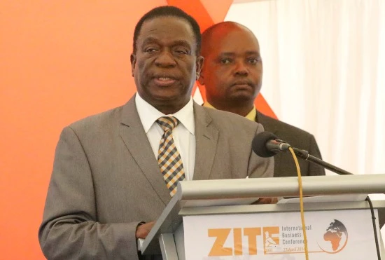 Tổng thống Zimbabwe Mnangagwa 